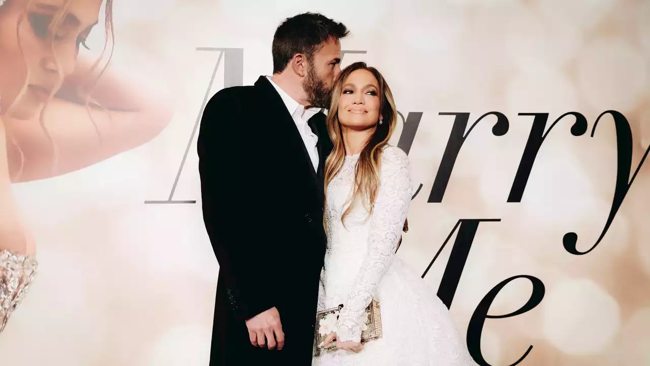 Ben Affleck and Jennifer Lopez Tie The Knot In Vegas