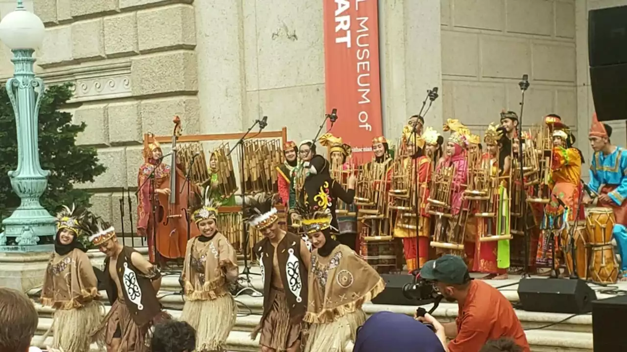 Tim Muhibah Angklung Indonesia Pentas di Beberapa Kota di AS