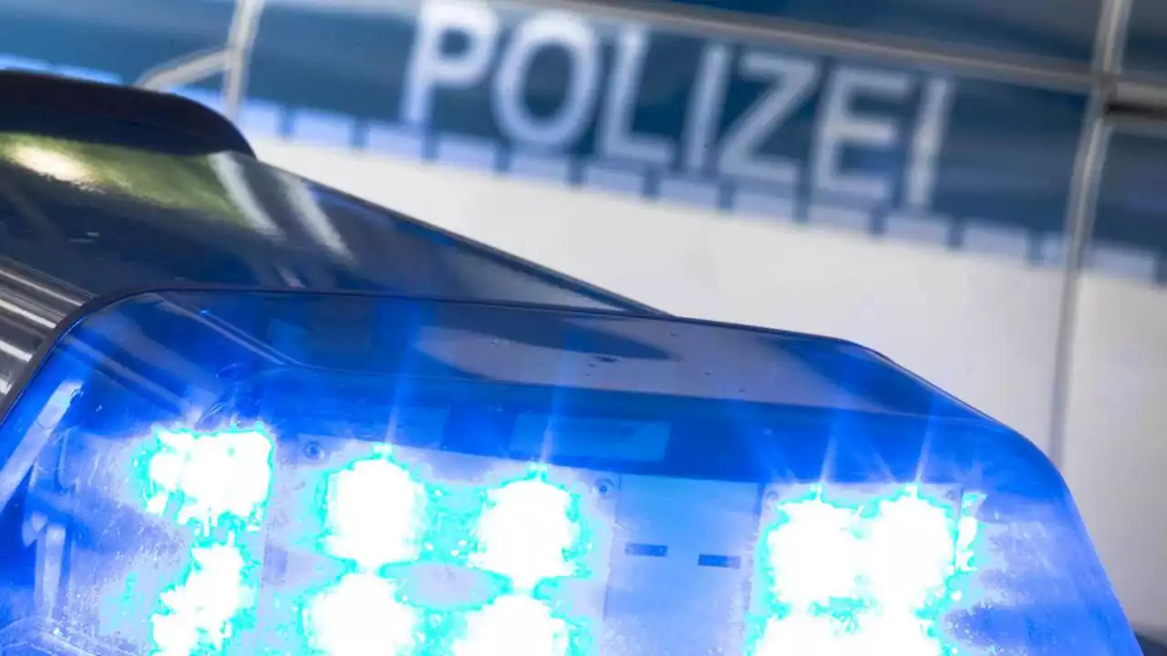 jugendlicher versprüht pfefferspray in linienbus: zwei frauen verletzt