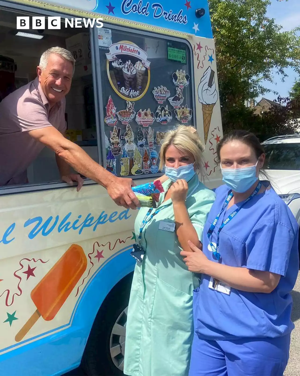 UK heatwave: Free ice creams help keep spirits high in South Yorkshire