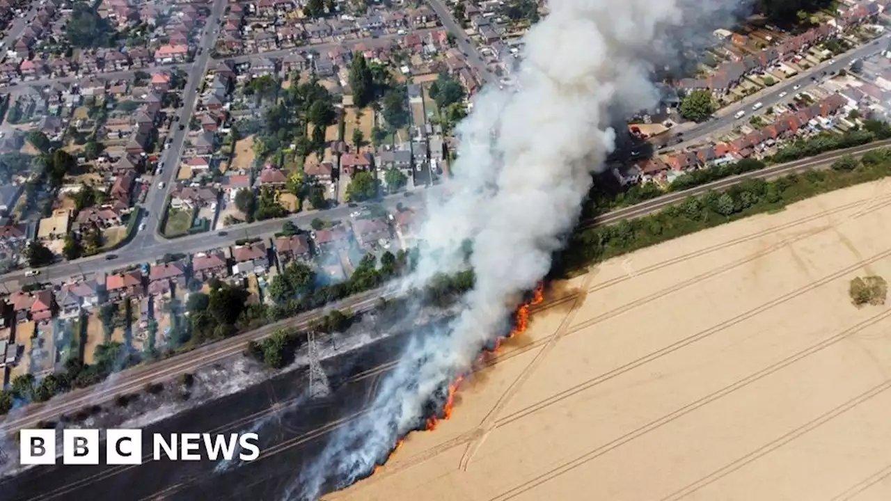 UK heatwave: Major incidents in Yorkshire and Lincolnshire