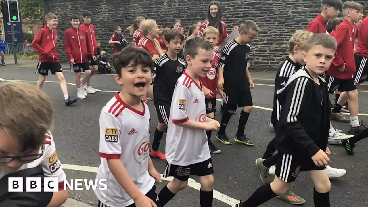 Foyle Cup: Footballers mark tournament's return with parade