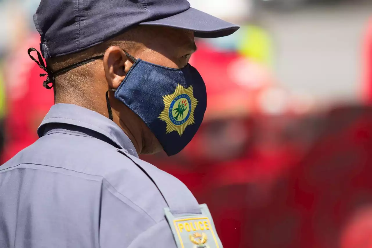 GROUNDUP NONCOMPLIANCE: Judge slams police for refusing to carry out court orders against persistent protesters