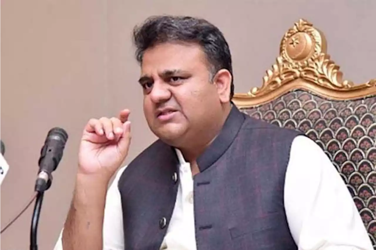 حکومت وینٹی لیٹر پر، آن اینڈ آف کا سوئچ ہمارے ہاتھ میں ہے: فواد چودھری