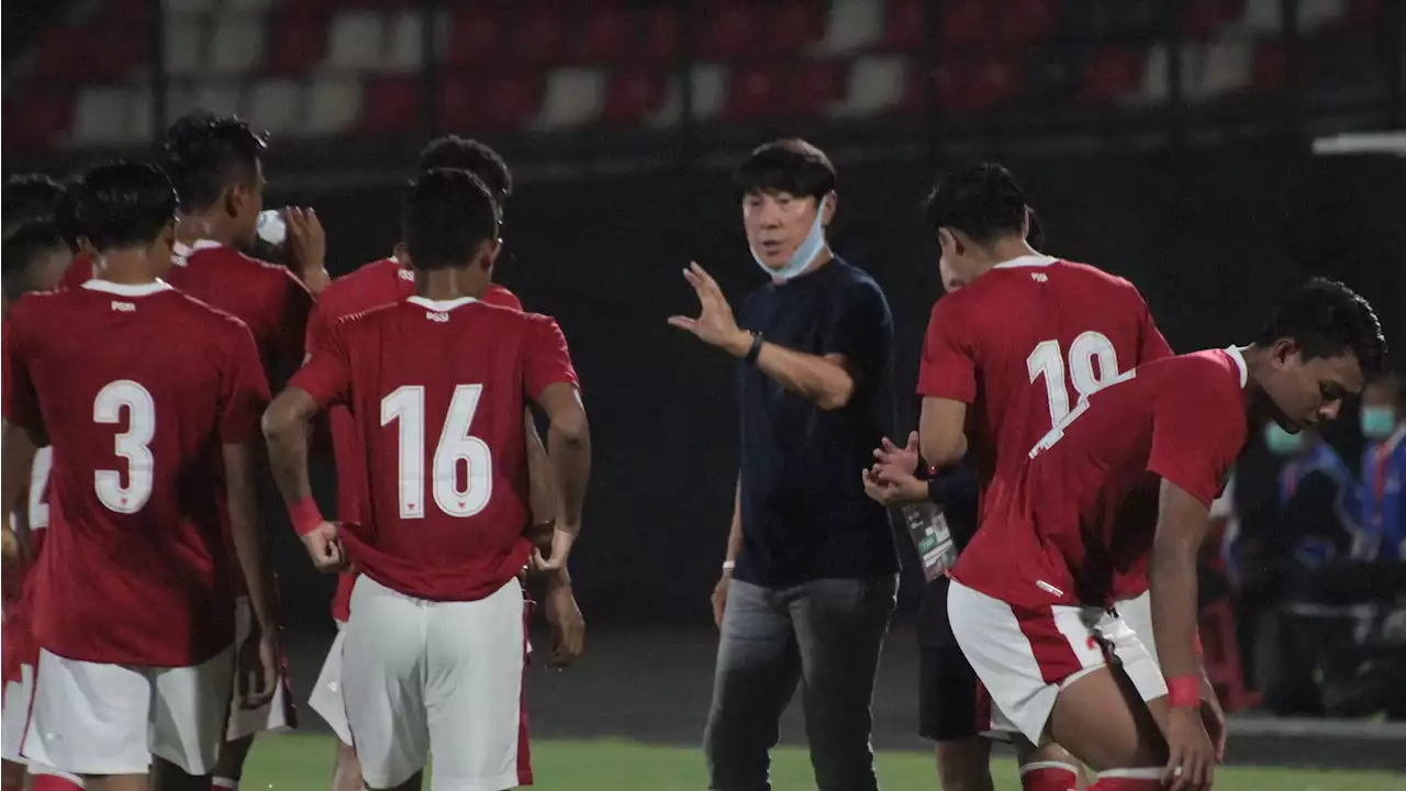 Shin Tae-Yong: Minimal 10 Tahun, Timnas Indonesia Bisa Bersaing Di Level Asia | Goal.com