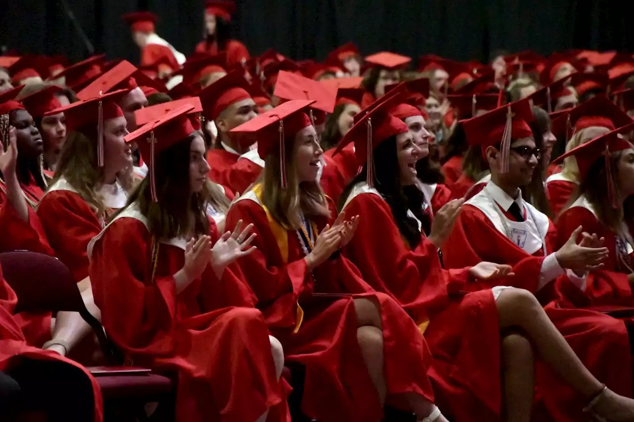 Fact check: Gov. Greg Abbott touts 90% Texas graduation rate