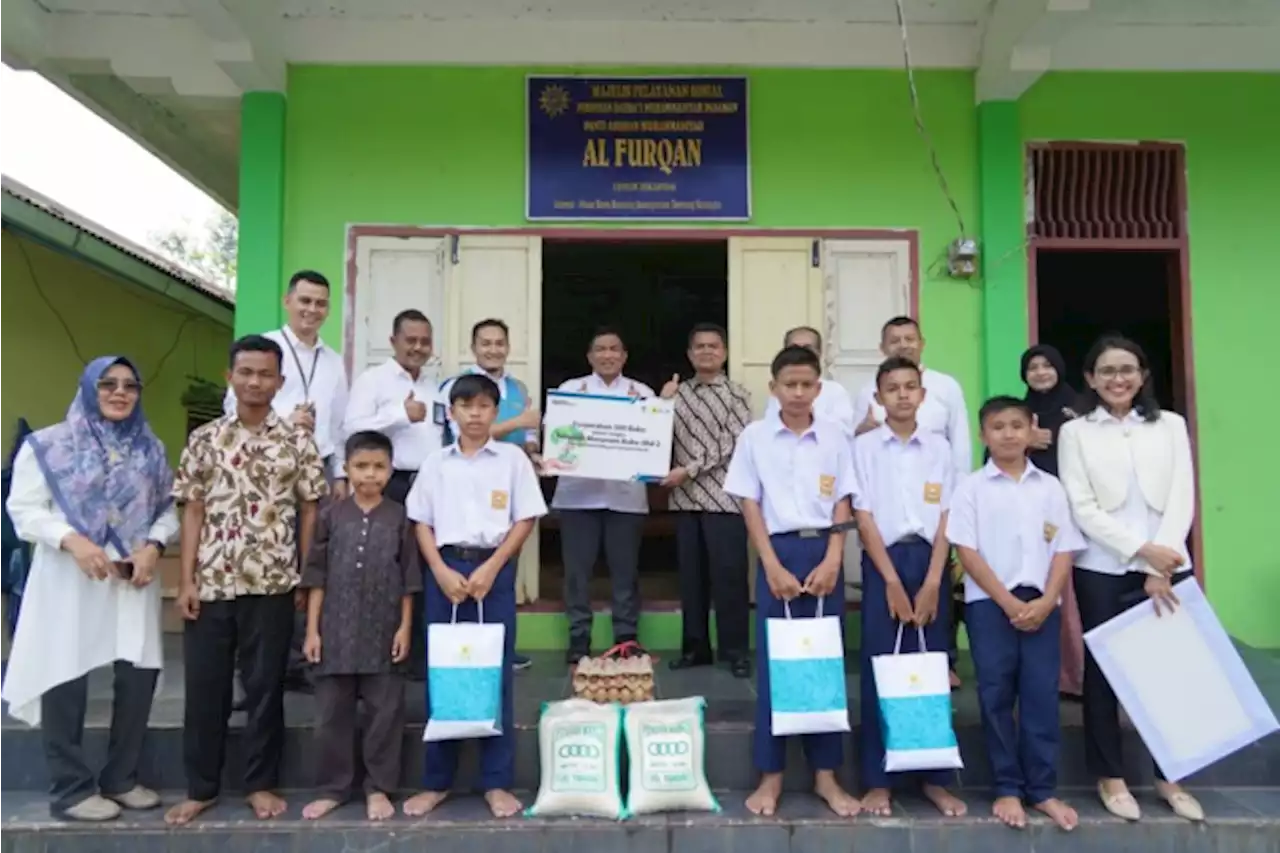 Tebar Manfaat, YBM PLN Singgahi Dua Panti Asuhan di Lubuksikaping