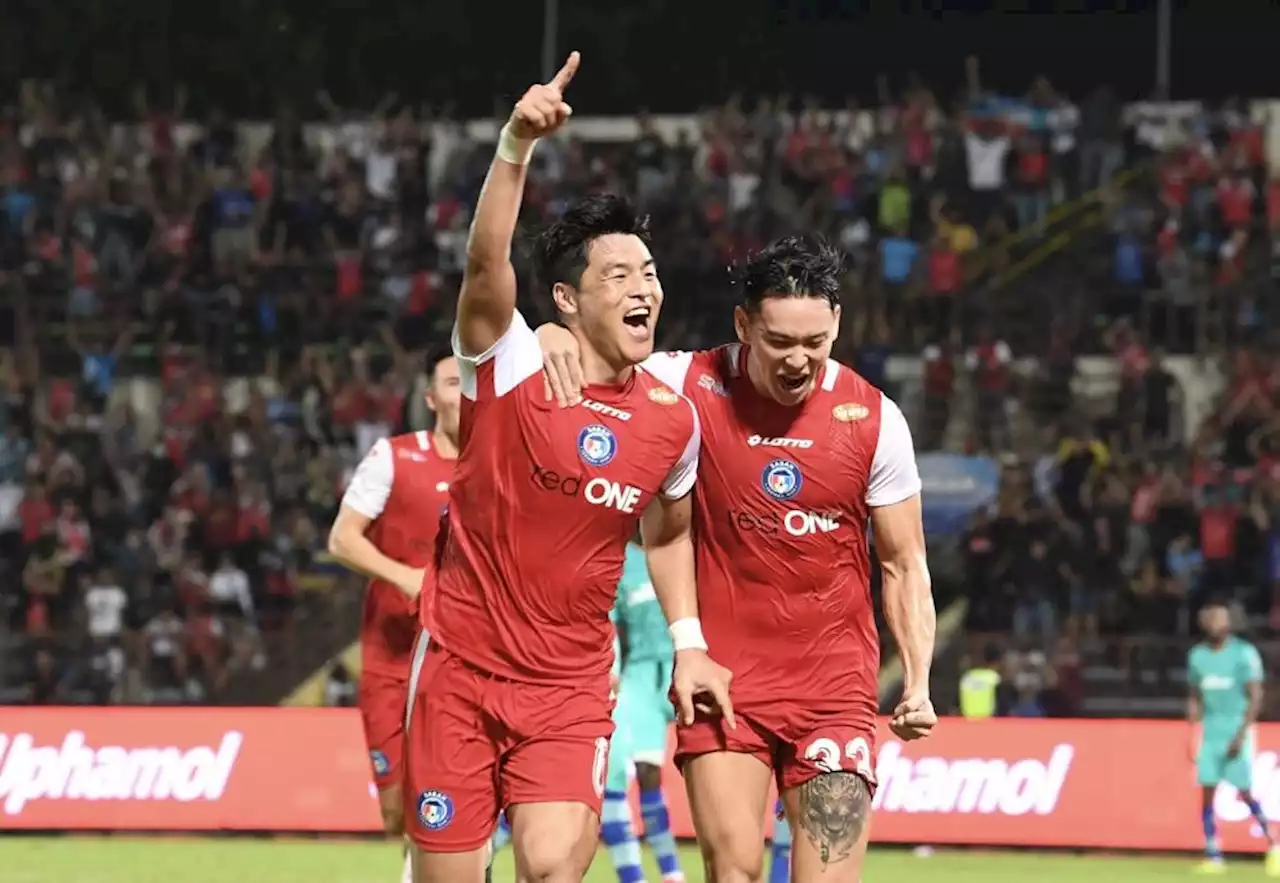 ‘Karim’ helps the Rhinos keep pace with league leaders JDT