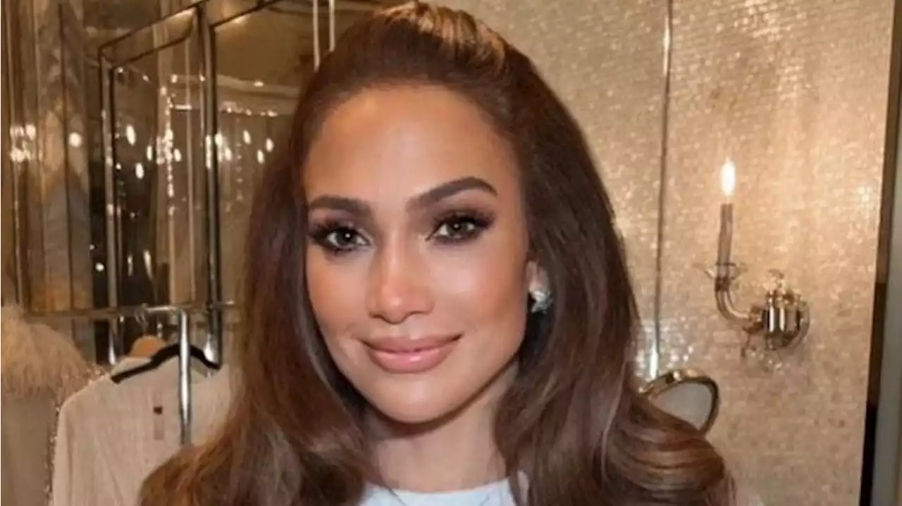 All the Details on Jennifer Lopez’s Wedding Day Glam