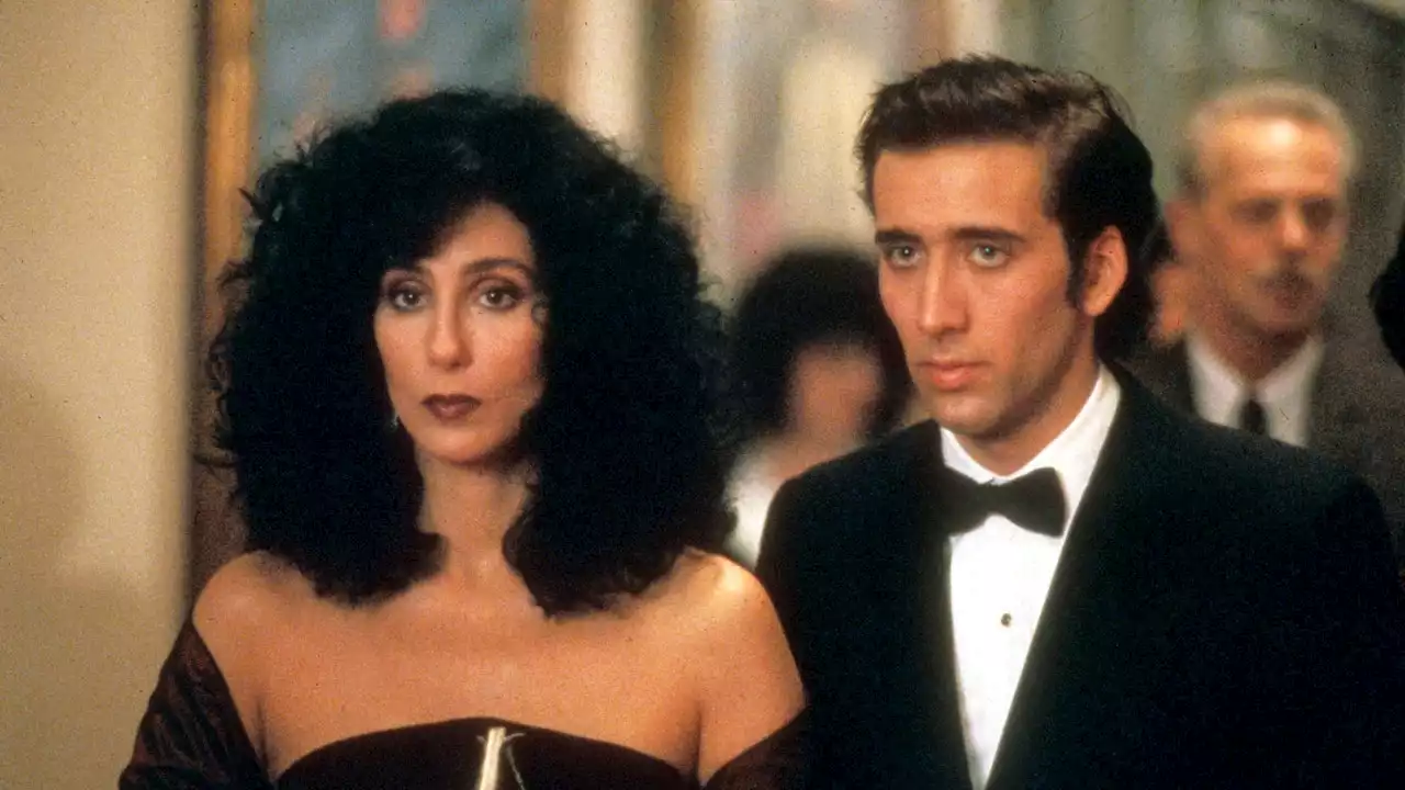 “Moonstruck” Knows That the Best Things in Life Aren’t Chosen