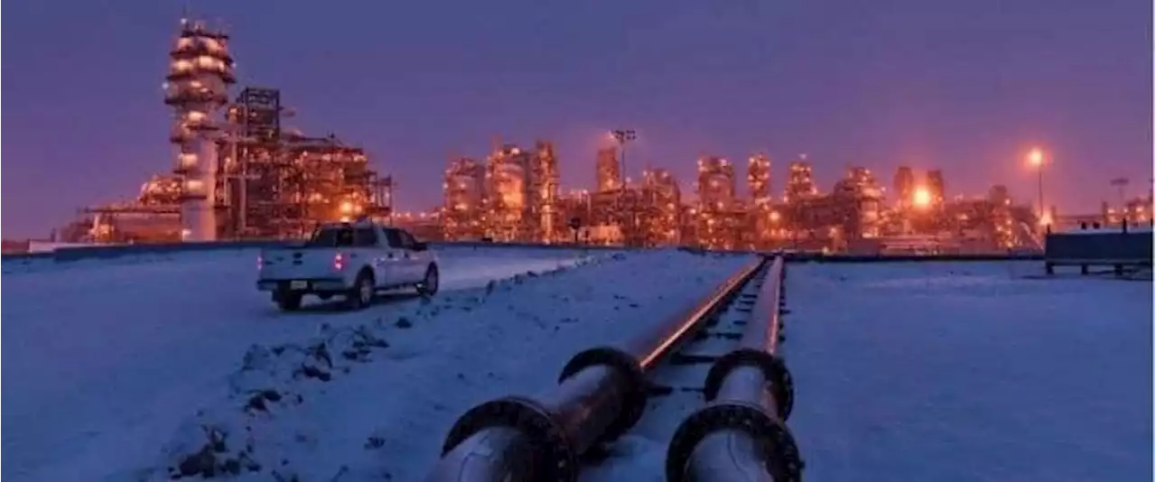 Canada Plans To Cap Emissions From Oil And Gas Sector | OilPrice.com