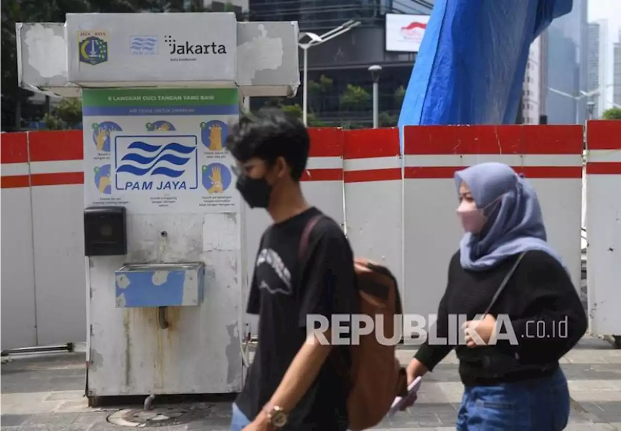 Ini Bahaya Pakai Sabun dari Dispenser Isi Ulang Massal |Republika Online