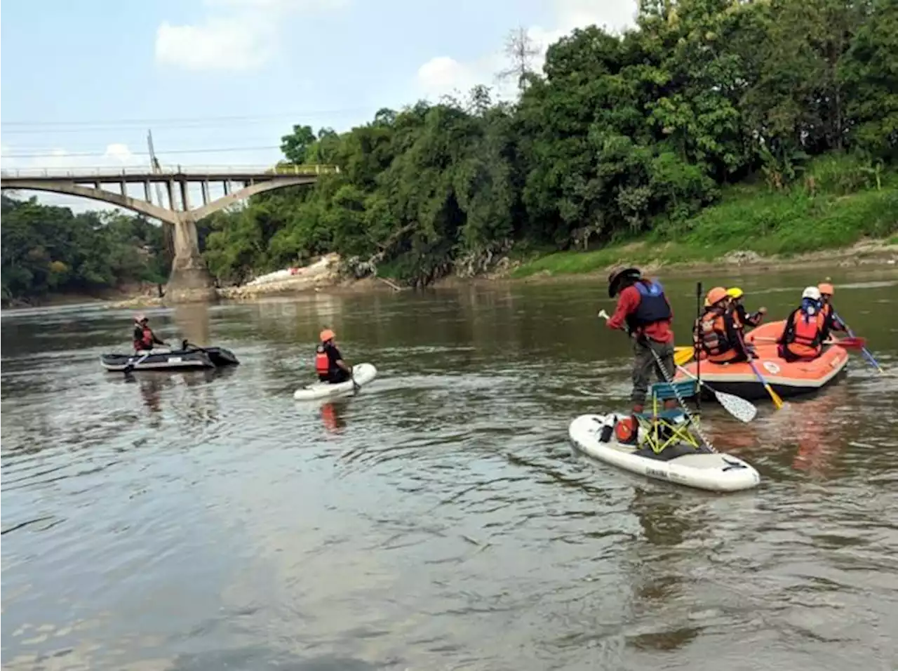 Napak Tilas Peradaban Sungai Lewat Ekspedisi Bengawan Solo