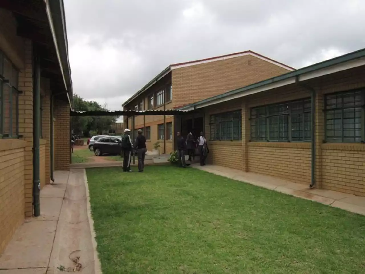 Parents and governing body shut down Soweto school over poor conditions | The Citizen