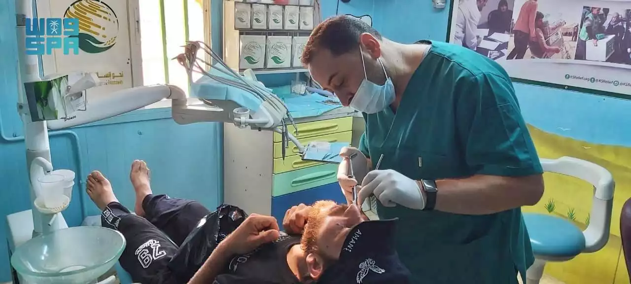عيادات مركز الملك سلمان للإغاثة تواصل خدماتها الطبية بمخيم الزعتري للاجئين السوريين بالأردن