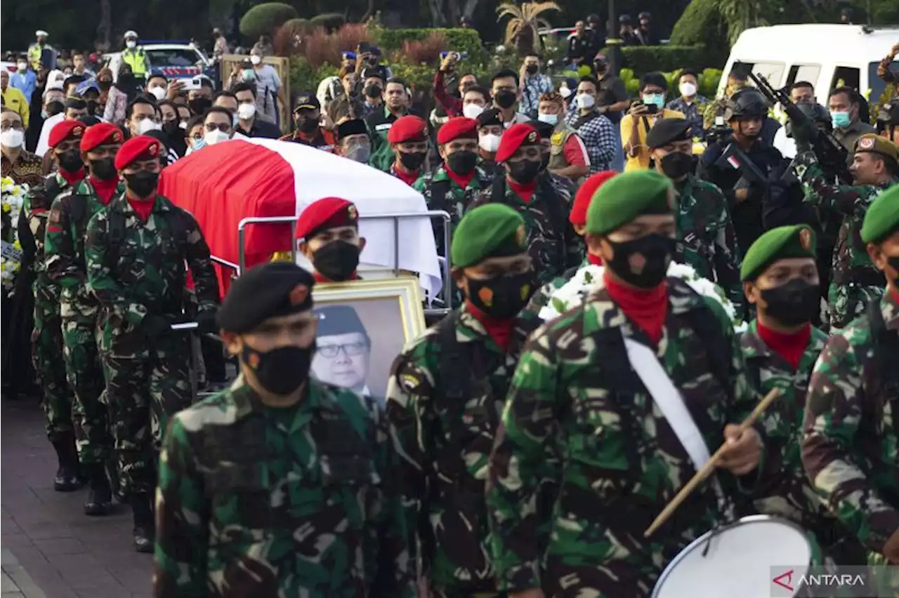 Paulus Waterpauw kenang Tjahjo Kumolo sosok bapak dan kakak