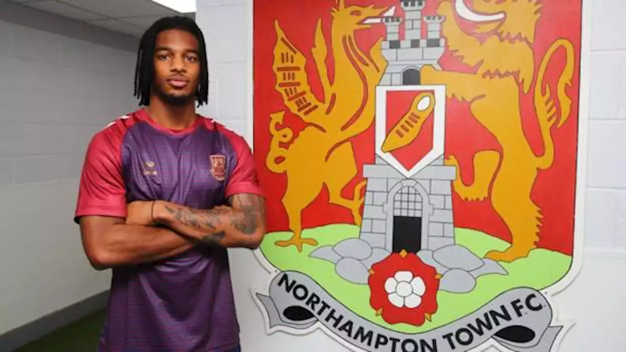 Northampton sign Swindon defender Odimayo