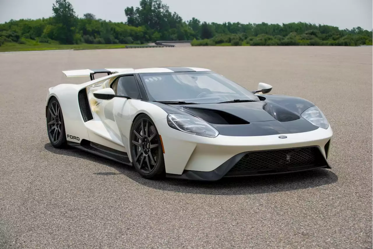 2022 Ford GT Review, Pricing, and Specs