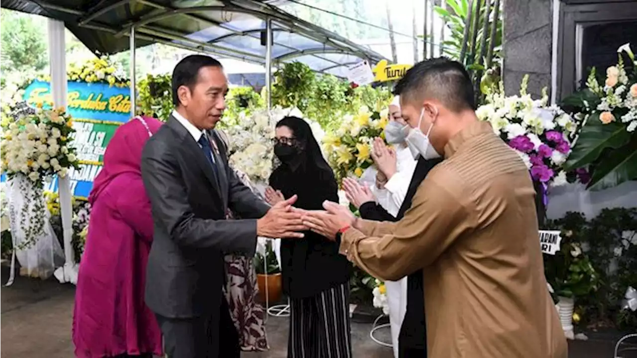 Tiba di Indonesia, Jokowi Takziah ke Kediaman Tjahjo Kumolo