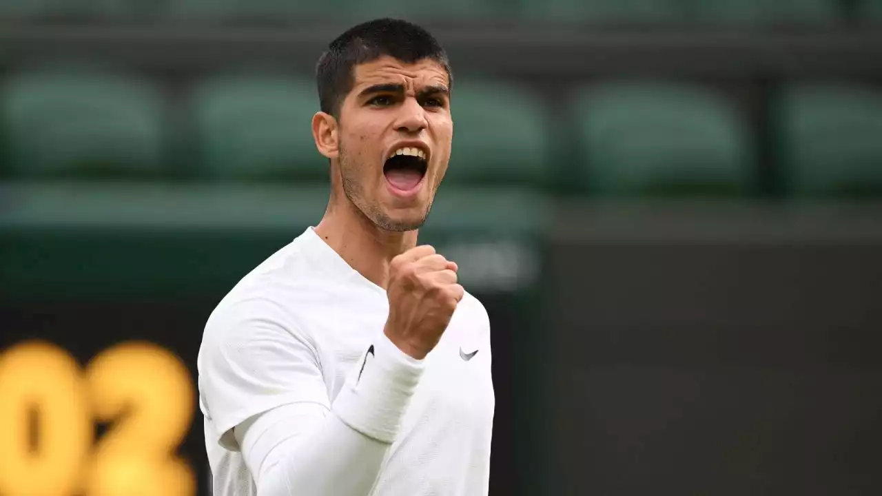 Caballerosidad como principio: la decisión de Carlos Alcaraz hizo delirar al público en Wimbledon