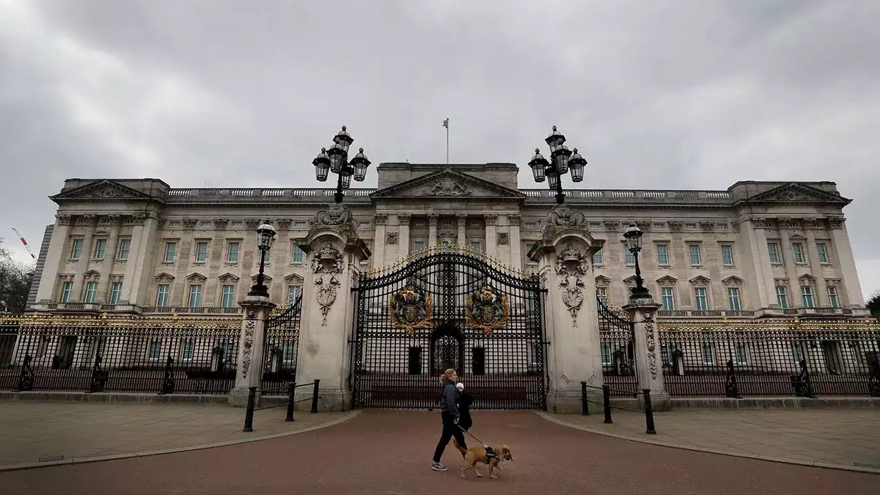 UK royals' spending up 17%, mostly for palace overhaul costs