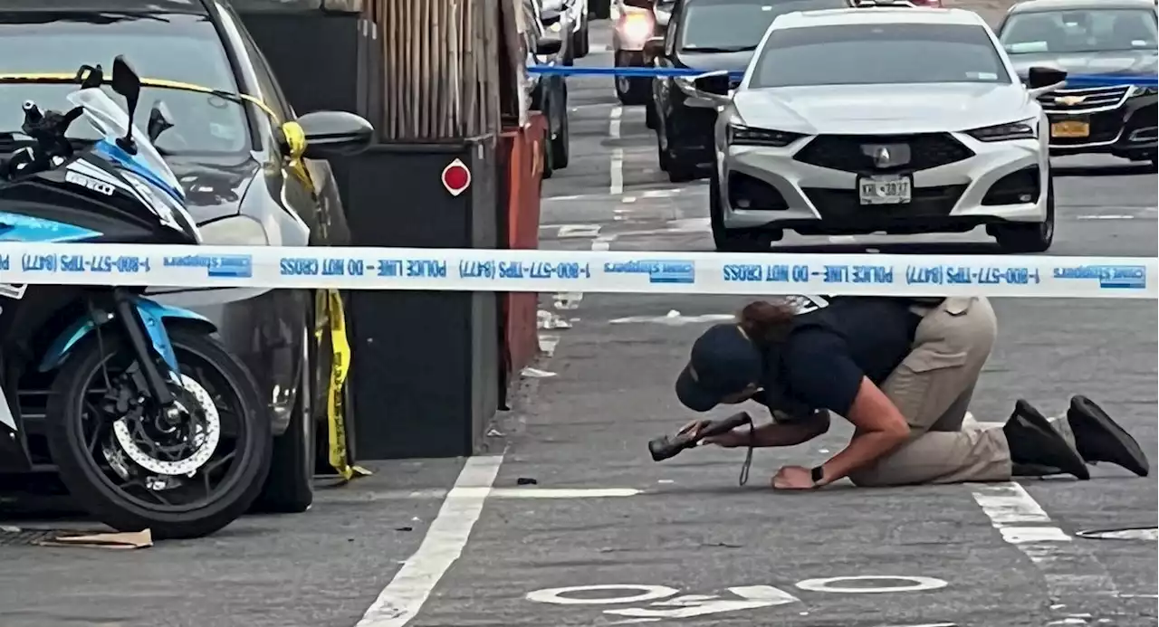 NYPD: 17-year-old dead in broad daylight shooting in Harlem