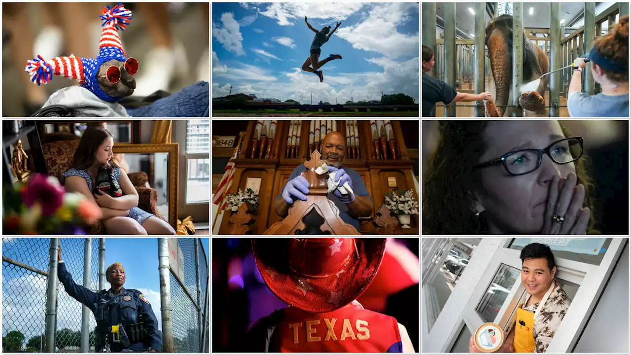 Houston Chronicle's top photos of June 2022: Roe, Juneteenth and more