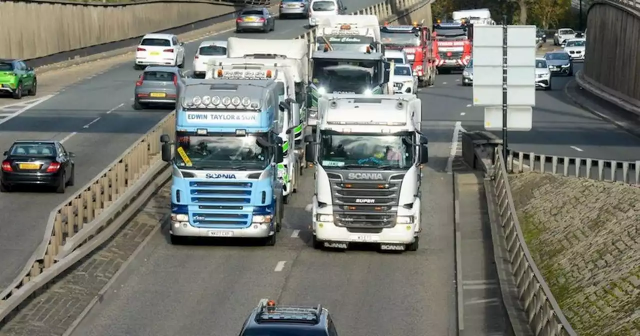 Plans for M62 'go slow' fuel protest as police warn drivers