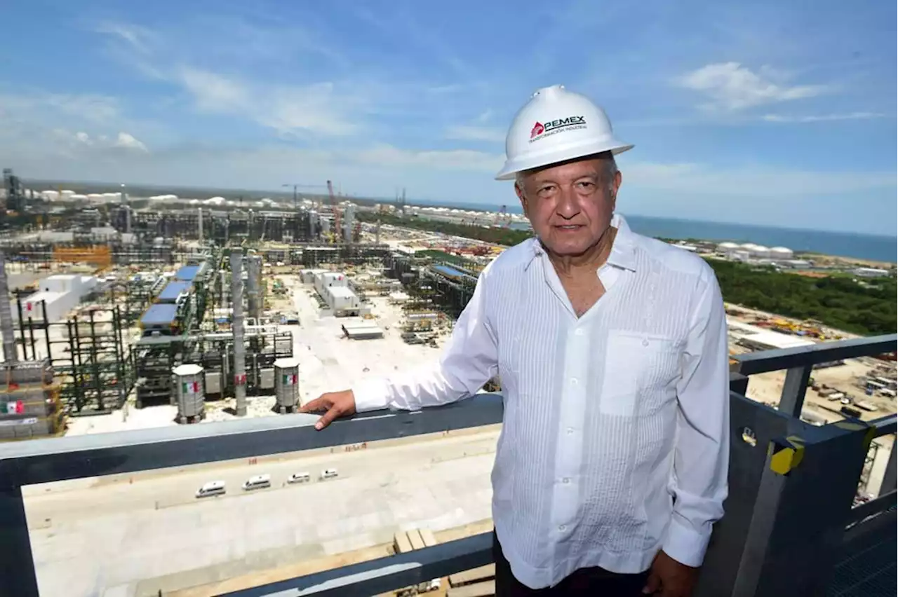 AMLO afirma que la nueva refinería Olmeca es un distintivo de la política de la 4T