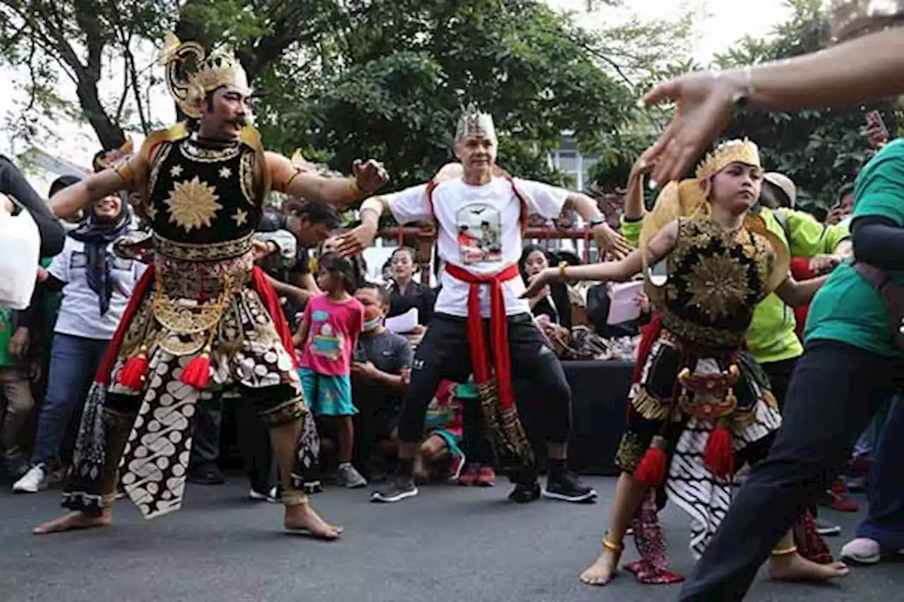 Ganjar Disomasi Terkait PPDB, Rudy: Malah Terkenal