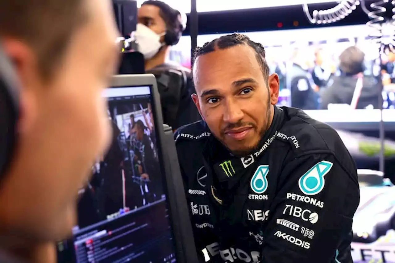 Schmuck-Verbot der FIA: Lewis Hamilton knickt ein