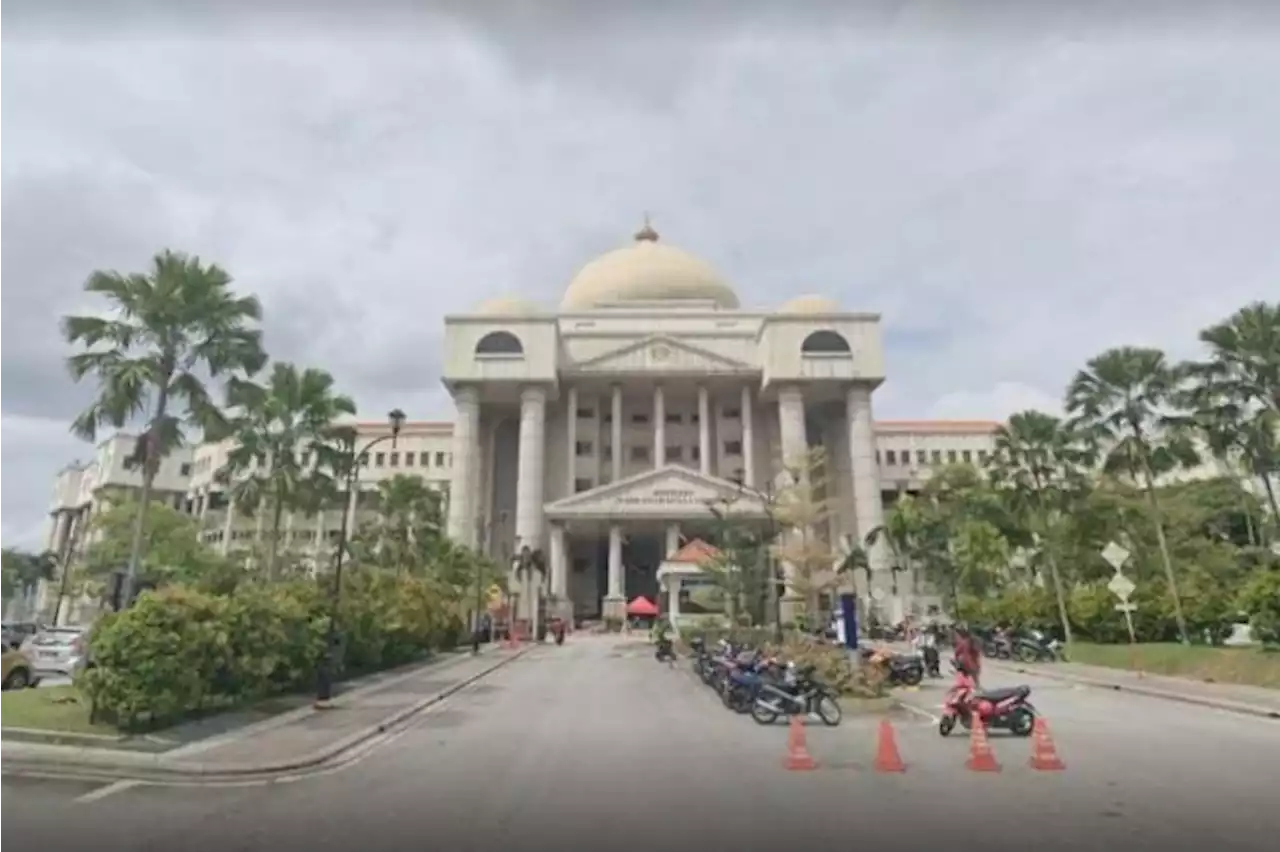 Singaporean man allowed to challenge 'unlawful detention' by Malaysian authorities