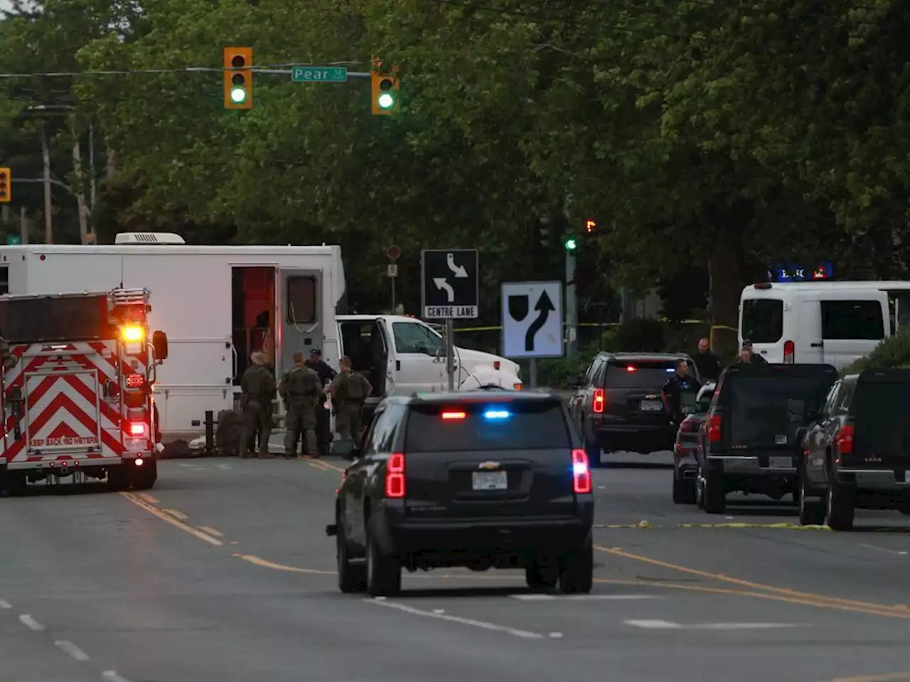 Police describe car with 'multiple' explosives involved in B.C. bank shooting