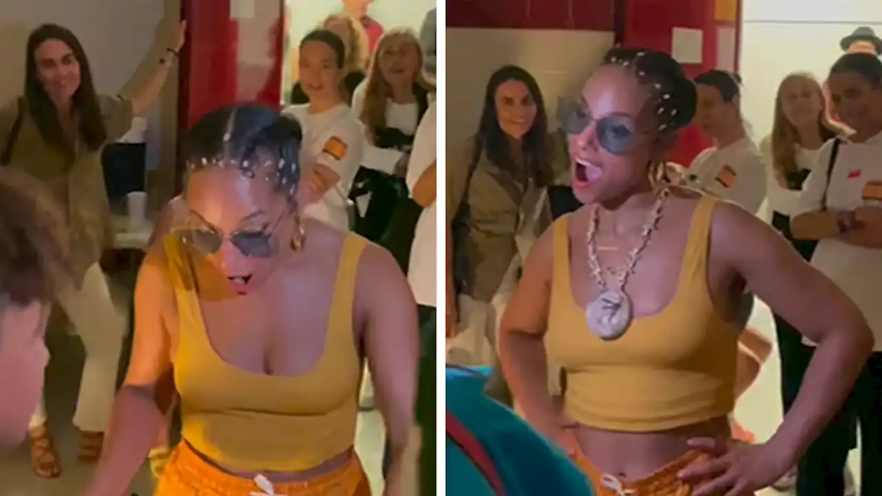 Alicia Keys Gets $400K Egyptian-Themed Necklace From Swizz Beatz