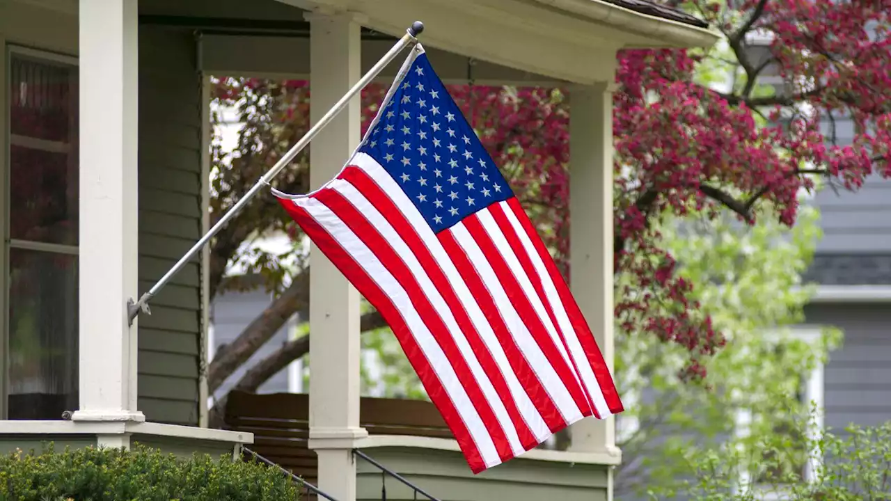 Rosie on the House: Truths and myths of the American flag