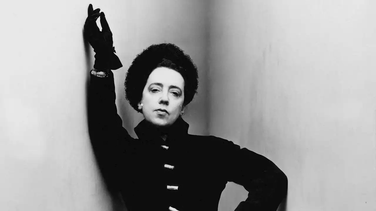 Everything You Need to Know About Elsa Schiaparelli Ahead of the Shocking! Exhibition in Paris