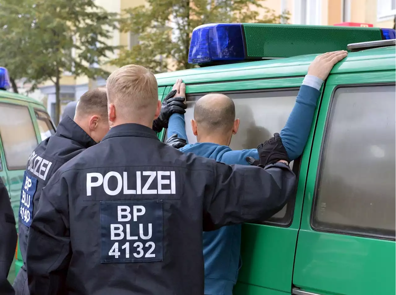 Diebe in Berlin: Polizei warnt vor dem Beklecker-Trick