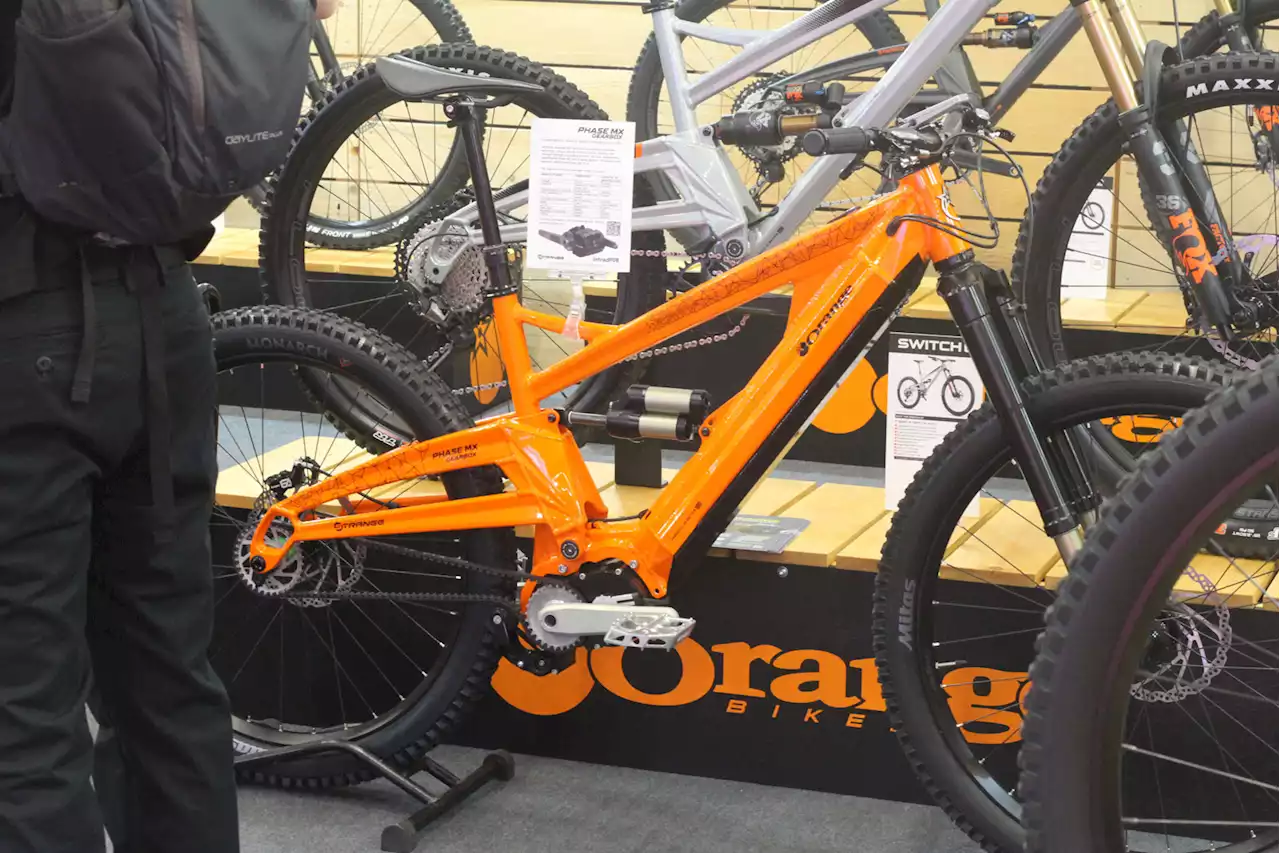 Orange Intradrive collab prototypes Strange Phase MX Gearbox eBike - Eurobike 2022