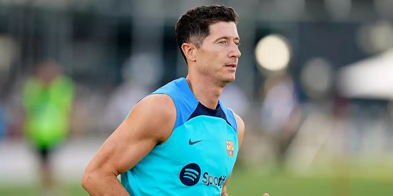 Starting XI Terkuat Barcelona Usai Kedatangan Robert Lewandowski: Ngeri Banget, Real Madrid Ketar-Ketir! - Bola.net