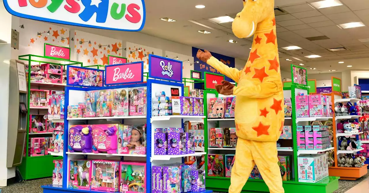 Macy’s will open Toys R Us shops inside all U.S. stores, including State Street flagship