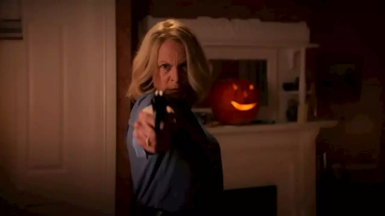 Jamie Lee Curtis Haunts Viewers in New 'Halloween Ends' Trailer