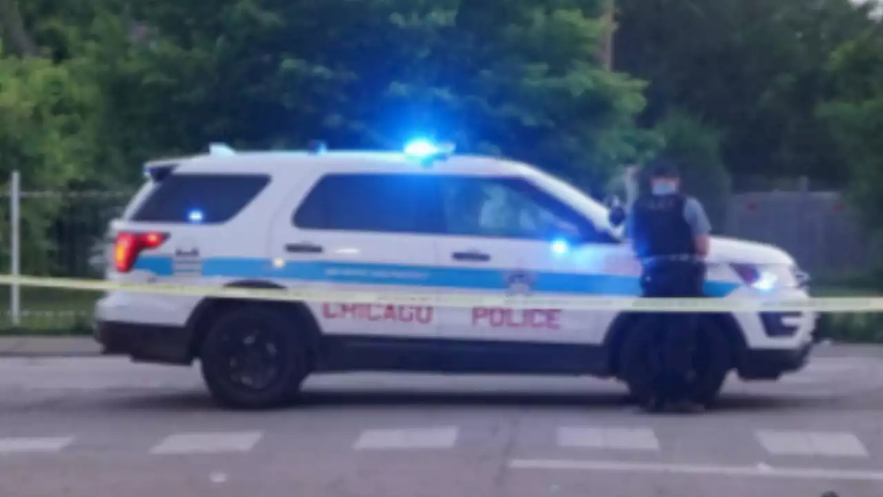 Man fatally shot in East Garfield Park