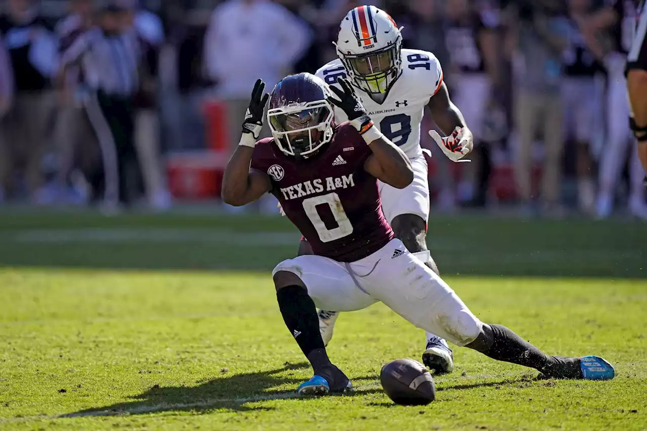 Texas A&M receiver Ainias Smith arrested on DWI, weapons charges