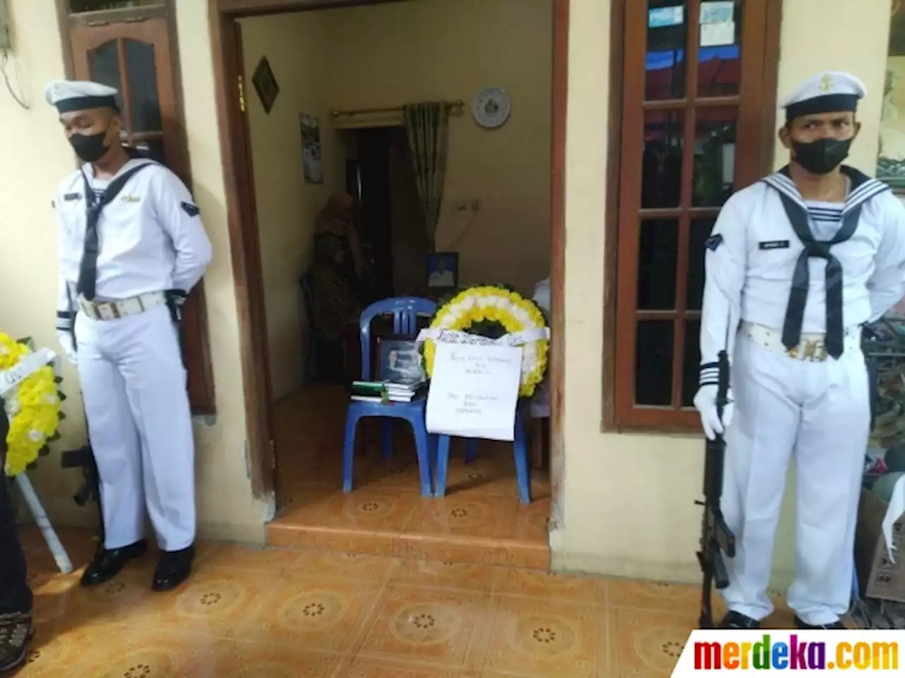 Foto : Kondisi Potret Rumah Anggota TNI AL Korban Kecelakaan Maut di Cibubur | merdeka.com