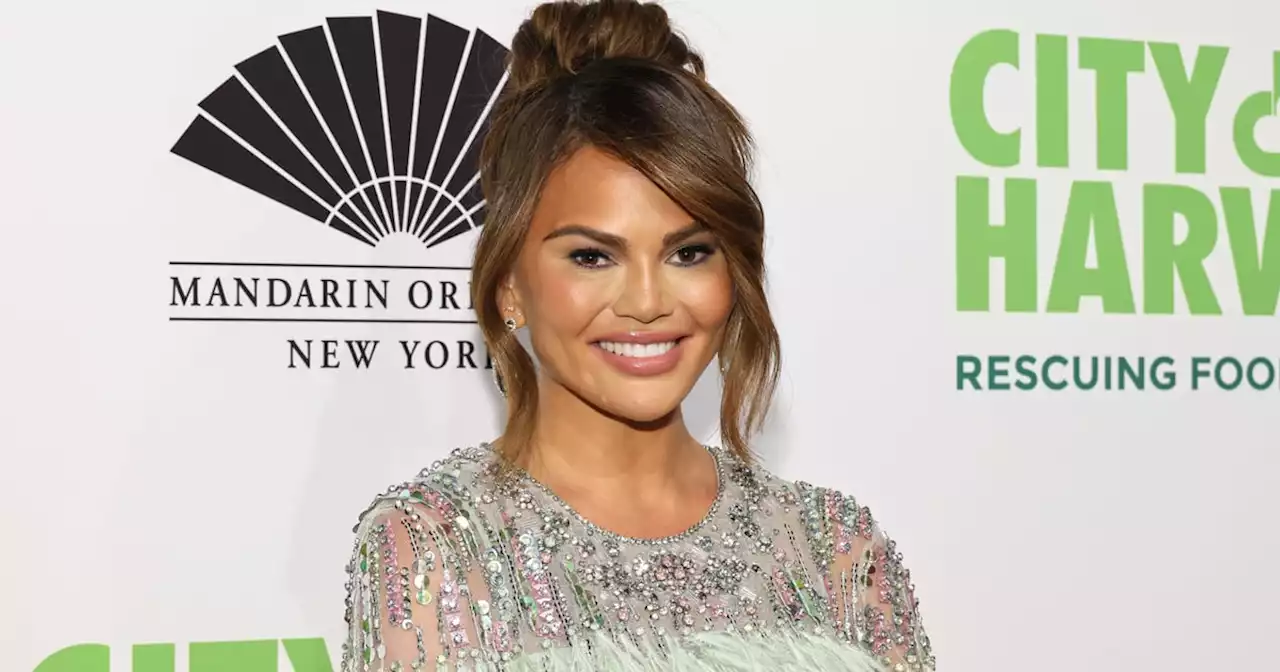 Chrissy Teigen Celebrates One Year of Sobriety: 'I Feel Really Good'