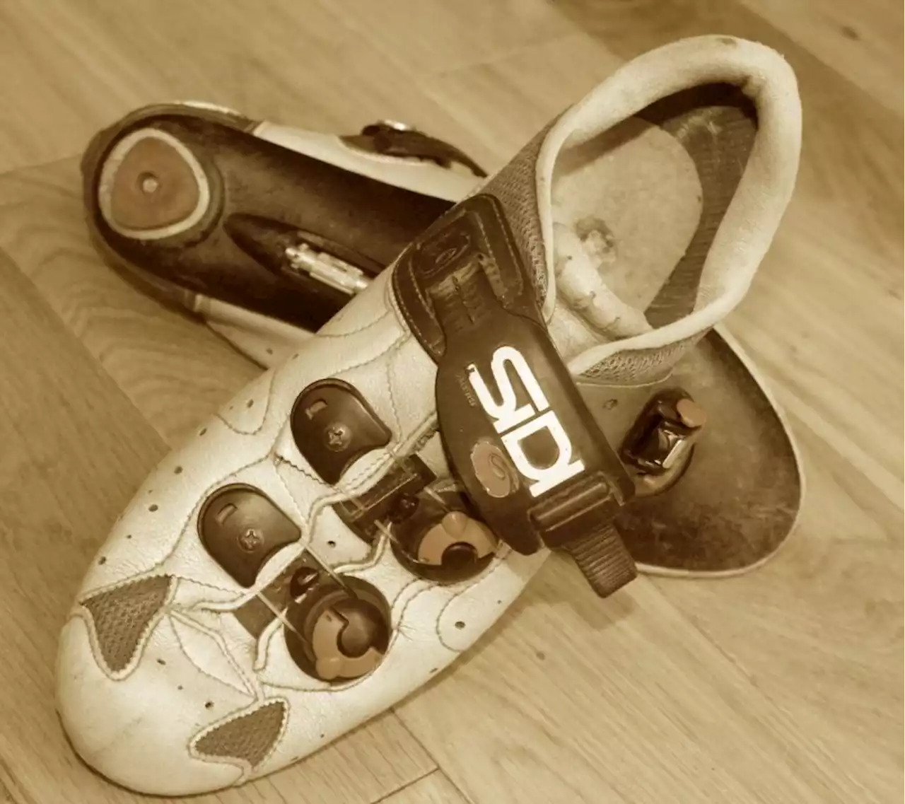 Video: When should you get new cycling shoes?