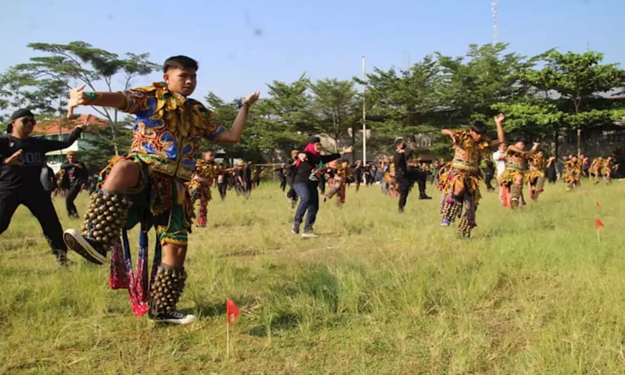 Ratusan Penari Ramaikan Tari Gedruk Kolosal di Jatinom Klaten