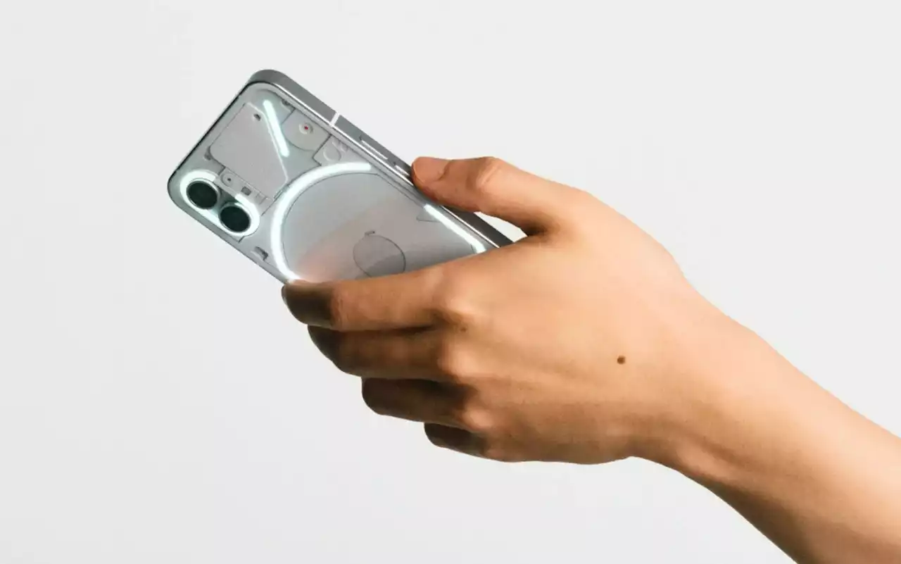 Nothing responds after users report dead pixels and peeling LED strips on Phone (1) - SoyaCincau