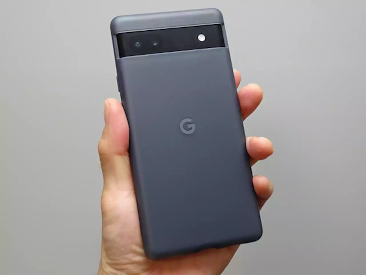 【実機レビュー】5G対応で5万円台「Google Pixel 6a」やりたいことはこれで十分 (1/5)