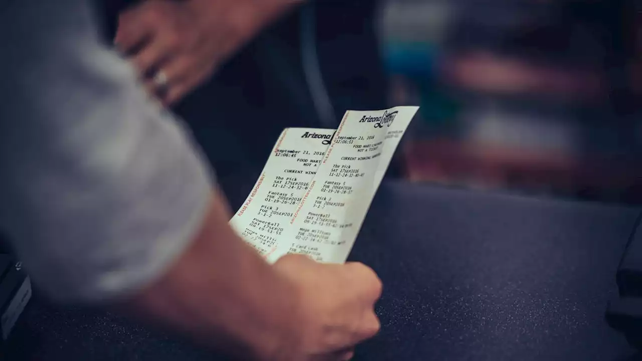 Mega Million ticket worth $1 million sold in Phoenix, remains unclaimed